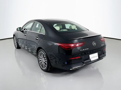 Used 2025 Mercedes-Benz CLA 250 4MATIC image 3