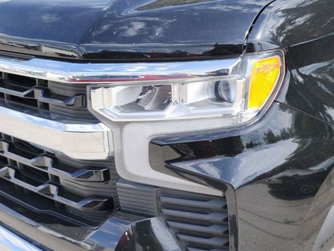 Used 2023 Chevrolet Silverado 1500 LT AWD/4WD image 6