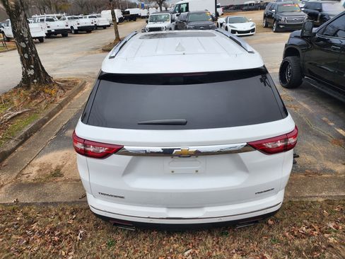 Used 2020 Chevrolet Traverse Premier image 7