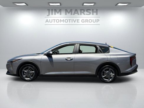 Used 2025 Kia K4 FWD image 3