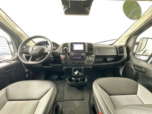 Used 2026 RAM ProMaster 2500 w/ Convenience Group FWD image 11