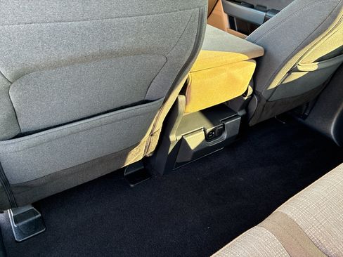 Used 2022 Ford F150 XLT image 31