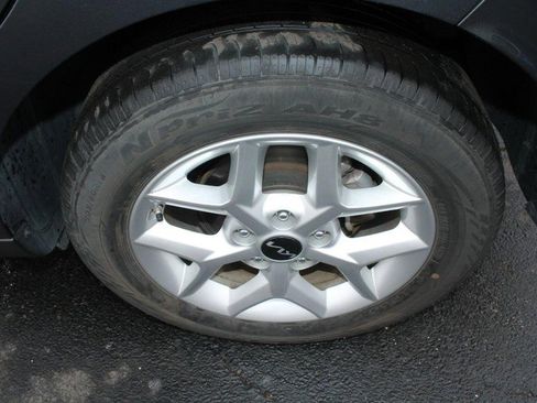 Used 2024 Kia Soul LX w/ Option Group 015 image 8