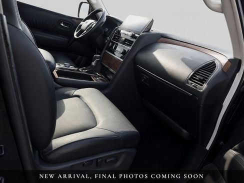 Used 2023 Nissan Armada SL w/ Captain's Chairs Package RWD image 9