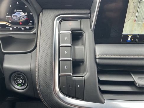 Used 2023 GMC Yukon AT4 w/ AT4 Premium Plus Package image 16
