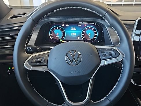New 2026 Volkswagen Atlas Cross Sport SEL image 36