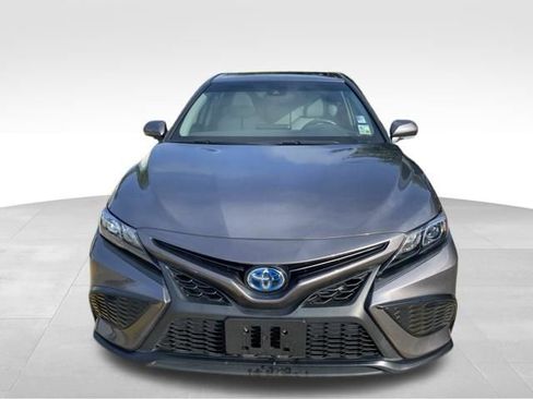 Used 2024 Toyota Camry SE w/ Audio Upgrade Package image 2