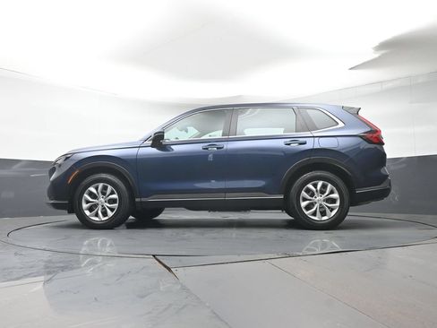 Used 2024 Honda CR-V LX image 29