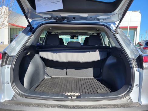 Certified 2026 Toyota Corolla Cross LE w/ Moonroof Package image 20