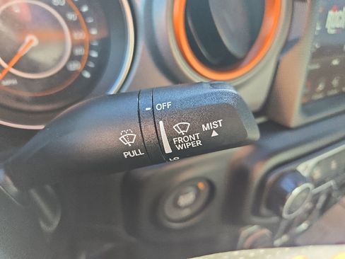 Used 2023 Jeep Gladiator Mojave w/ Cold Weather Group AWD/4WD image 51