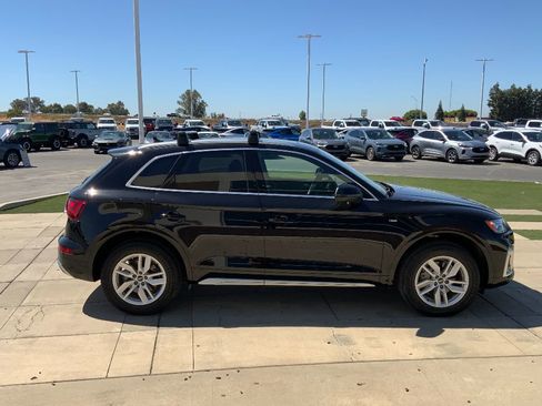 Used 2024 Audi Q5 2.0T Premium w/ Convenience Package image 5