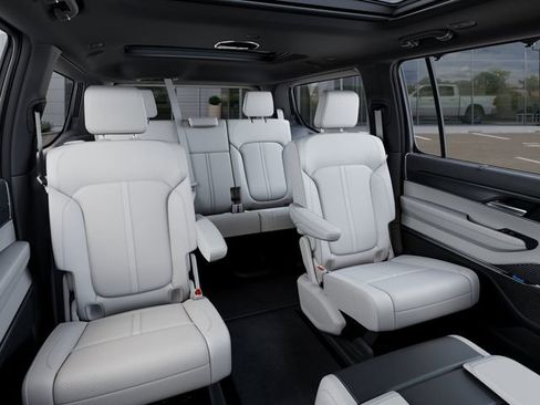 New 2026 Jeep Grand Wagoneer Summit AWD/4WD image 16