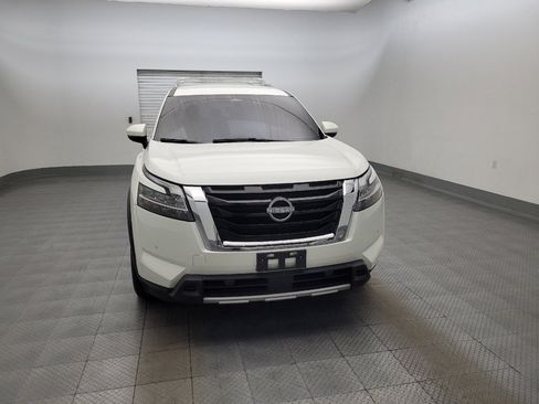 Used 2023 Nissan Pathfinder SL FWD image 14