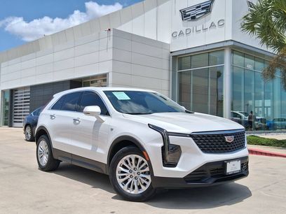 Used 2024 Cadillac XT4 Luxury w/ LPO, Floor Liner Package