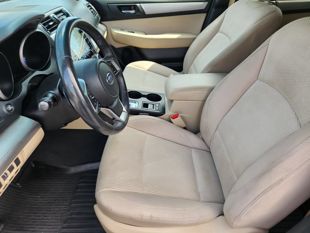 Used 2018 Subaru Outback 2.5i Premium AWD/4WD image 16