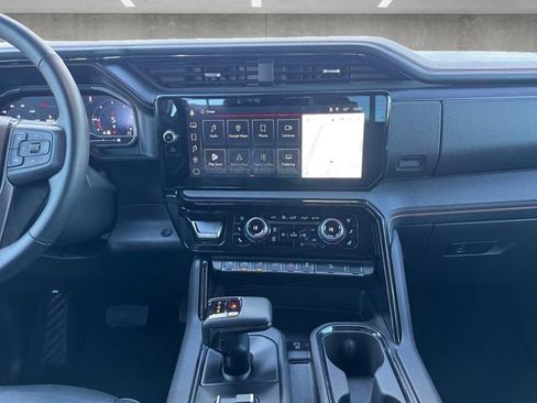 Certified 2025 GMC Sierra 1500 AT4 w/ AT4 Preferred Package image 3