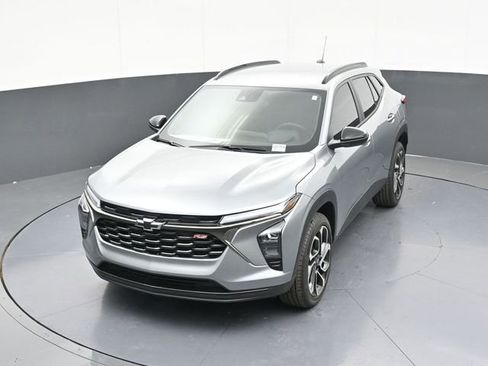 New 2026 Chevrolet Trax RS w/ Driver Confidence Package FWD image 58