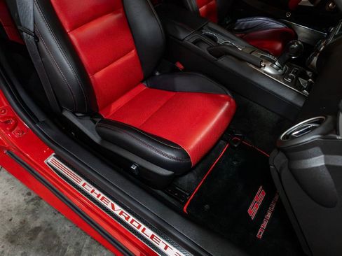 Used 2010 Chevrolet Camaro SS w/ RS Package RWD image 35