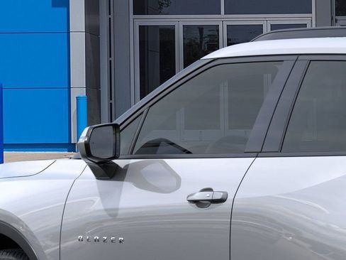 New 2026 Chevrolet Blazer LT FWD image 13