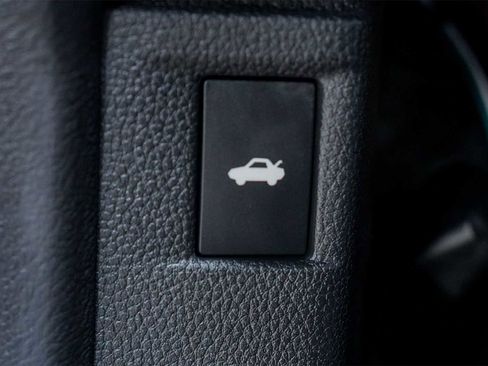 Used 2025 Honda Accord LX image 23