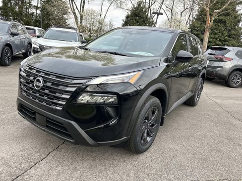 New 2026 Nissan Rogue SV FWD image 3