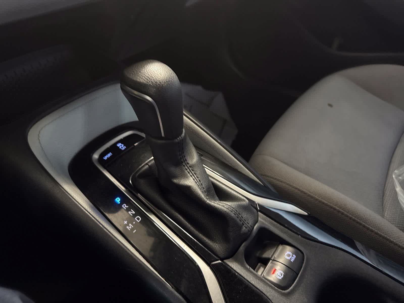 Used 2020 Toyota Corolla SE w/ Carpet Mat Package (TMS) FWD image 28