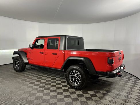 Certified 2024 Jeep Gladiator Rubicon w/ Technology Group image 7