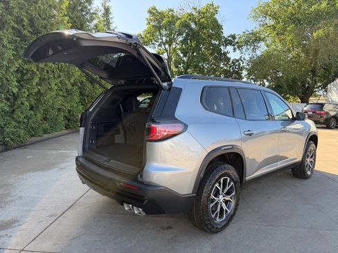 New 2026 GMC Acadia AT4 w/ Luxury Package AWD/4WD image 35