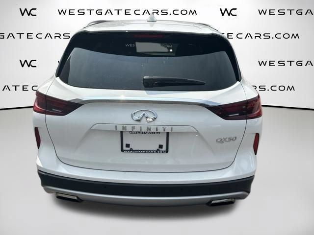 Used 2023 INFINITI QX50 Luxe FWD image 10