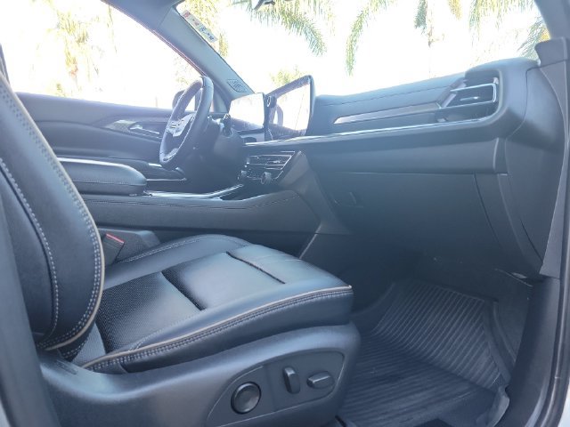 Used 2026 Chevrolet Traverse High Country w/ LPO, Floor Liner Package FWD image 20