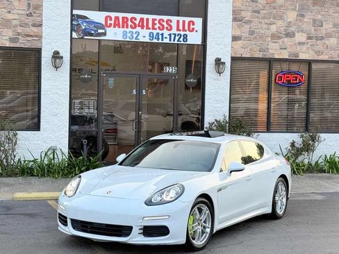 Used 2014 Porsche Panamera S RWD image 5