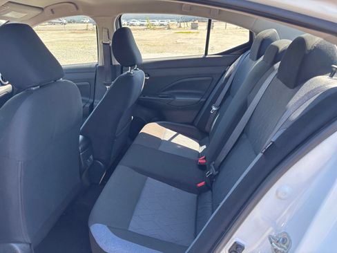 Used 2025 Nissan Versa SV FWD image 21