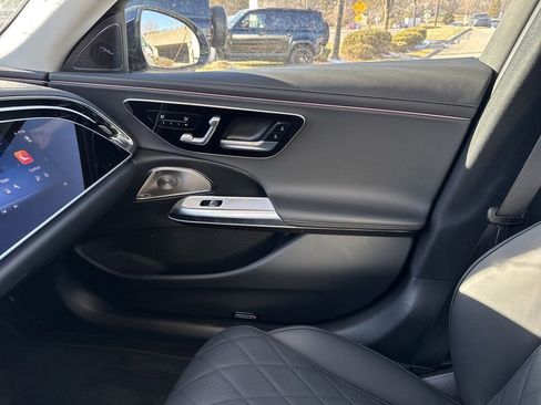New 2024 Mercedes-Benz E 350 4MATIC Sedan image 27