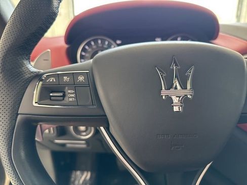 Used 2022 Maserati Ghibli Modena Q4 image 33