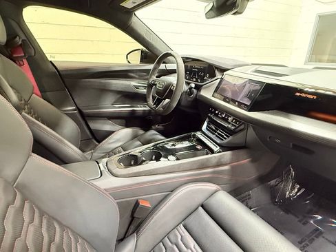 Used 2022 Audi RS e-tron GT w/ Year 1 Package AWD/4WD image 59