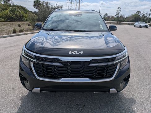 New 2026 Kia Seltos S image 3