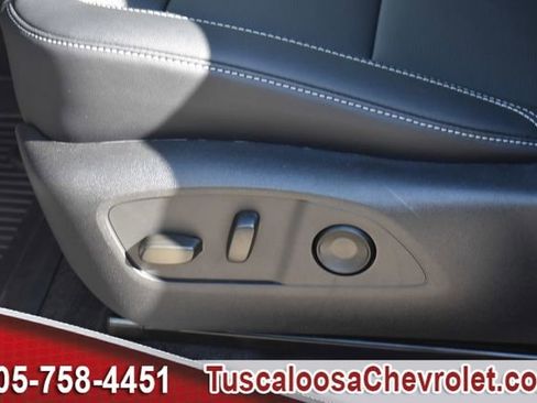 New 2026 Chevrolet Traverse LT w/ Sun and Wheel Package image 17