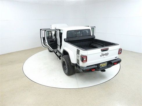 Used 2020 Jeep Gladiator Rubicon image 23