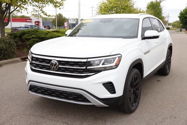 Used 2023 Volkswagen Atlas Cross Sport SE w/ Black Wheel Package AWD/4WD image 11