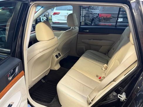 Used 2013 Subaru Outback 2.5i Limited image 13