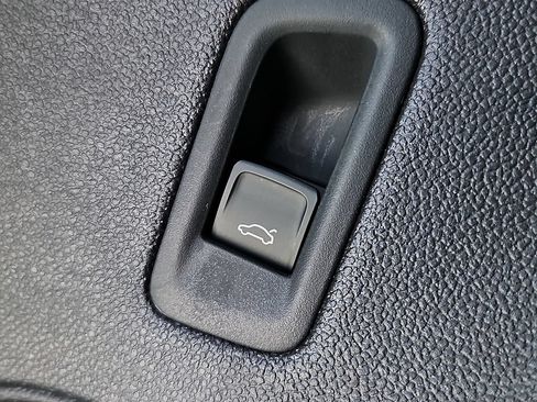 Certified 2026 Volkswagen Atlas SEL AWD/4WD image 29