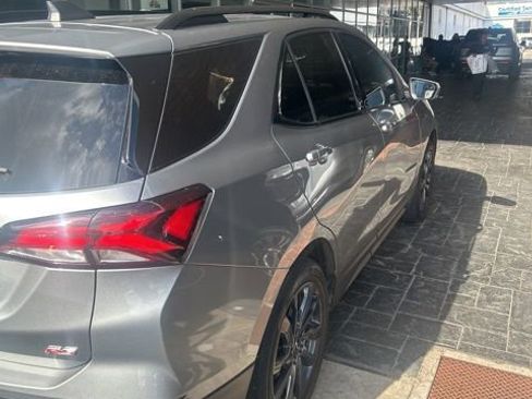 Used 2024 Chevrolet Equinox RS image 2