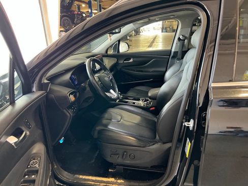 Used 2019 Hyundai Santa Fe AWD image 5