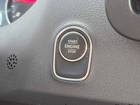 Used 2025 Mercedes-Benz Sprinter 2500 image 34