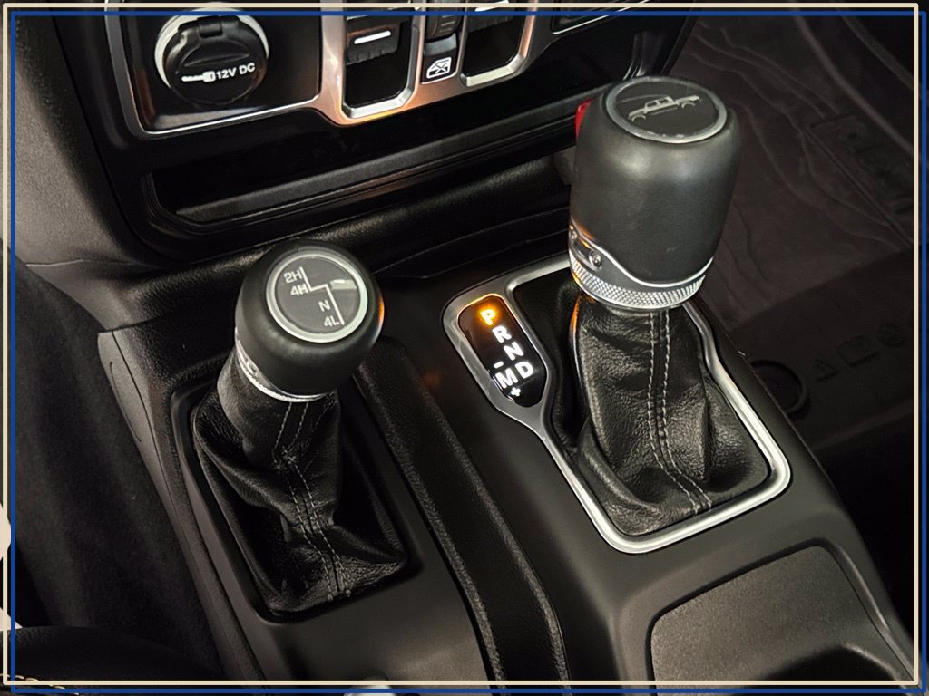 Certified 2025 Jeep Gladiator Sport AWD/4WD image 33