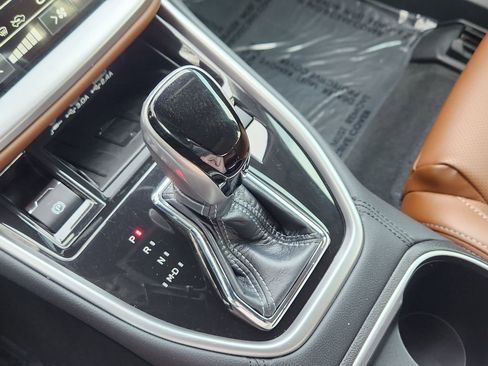 Used 2023 Subaru Outback Touring XT image 10