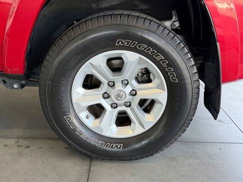 Used 2018 Toyota 4Runner SR5 RWD image 16