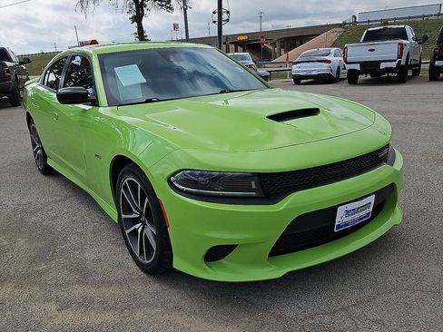 Used 2023 Dodge Charger R/T w/ Harman/Kardon Audio Group RWD image 11