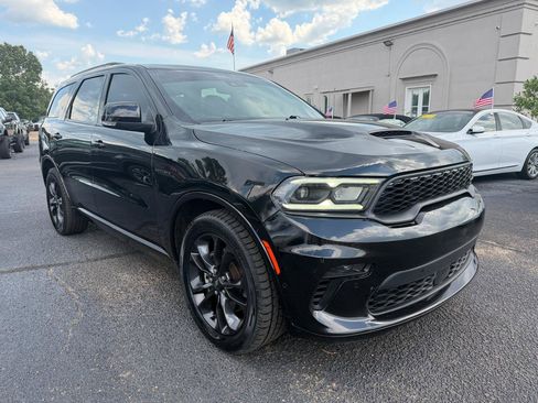Used 2023 Dodge Durango R/T RWD image 4