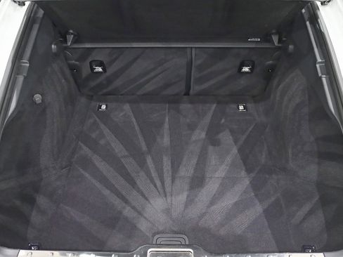 Used 2021 Porsche Panamera 4S image 40